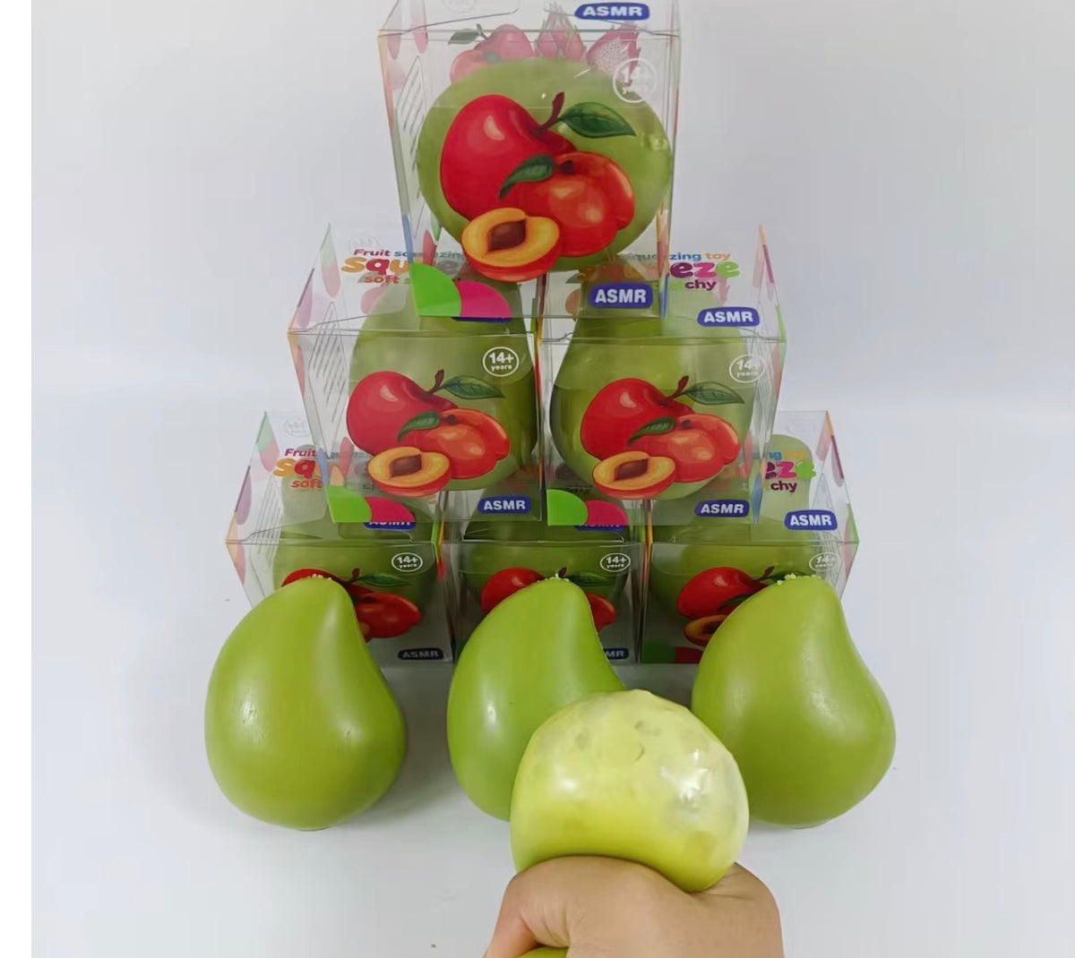 VIRAL Crunchy color changing mango 🥭